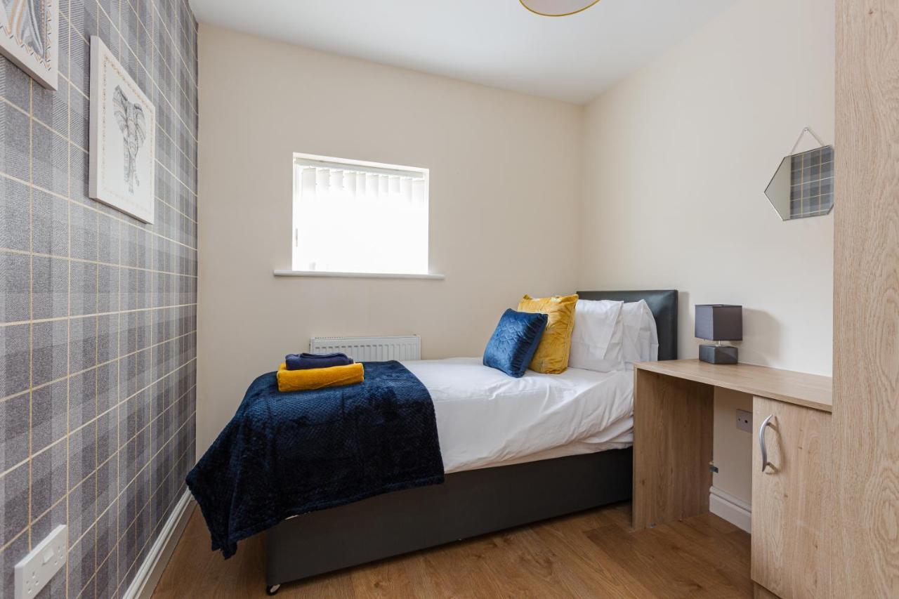 Oxheys House - 5 Bedrooms Contractors Parking Preston  Exterior photo